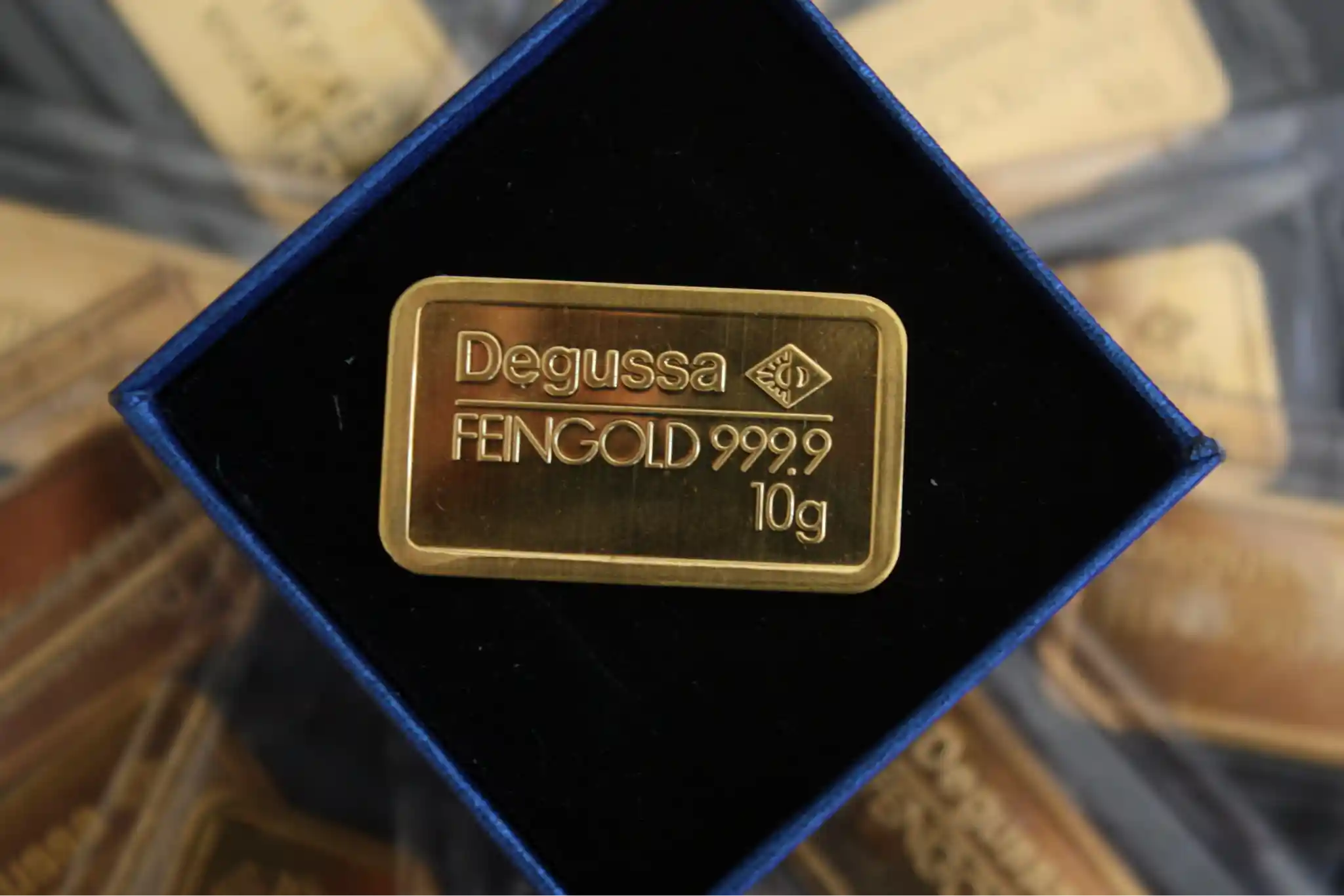 Pure 10g Gold Minted Bar M
