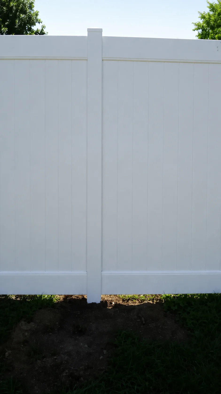 6-Ft Vinyl Privacy Fence Installation in Sewell, NJ