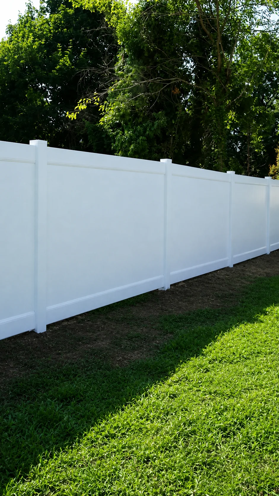6-Ft Vinyl Privacy Fence Installation in Sewell, NJ