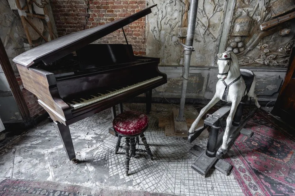 Piano Movers Buffalo NY | Alpaca Movers