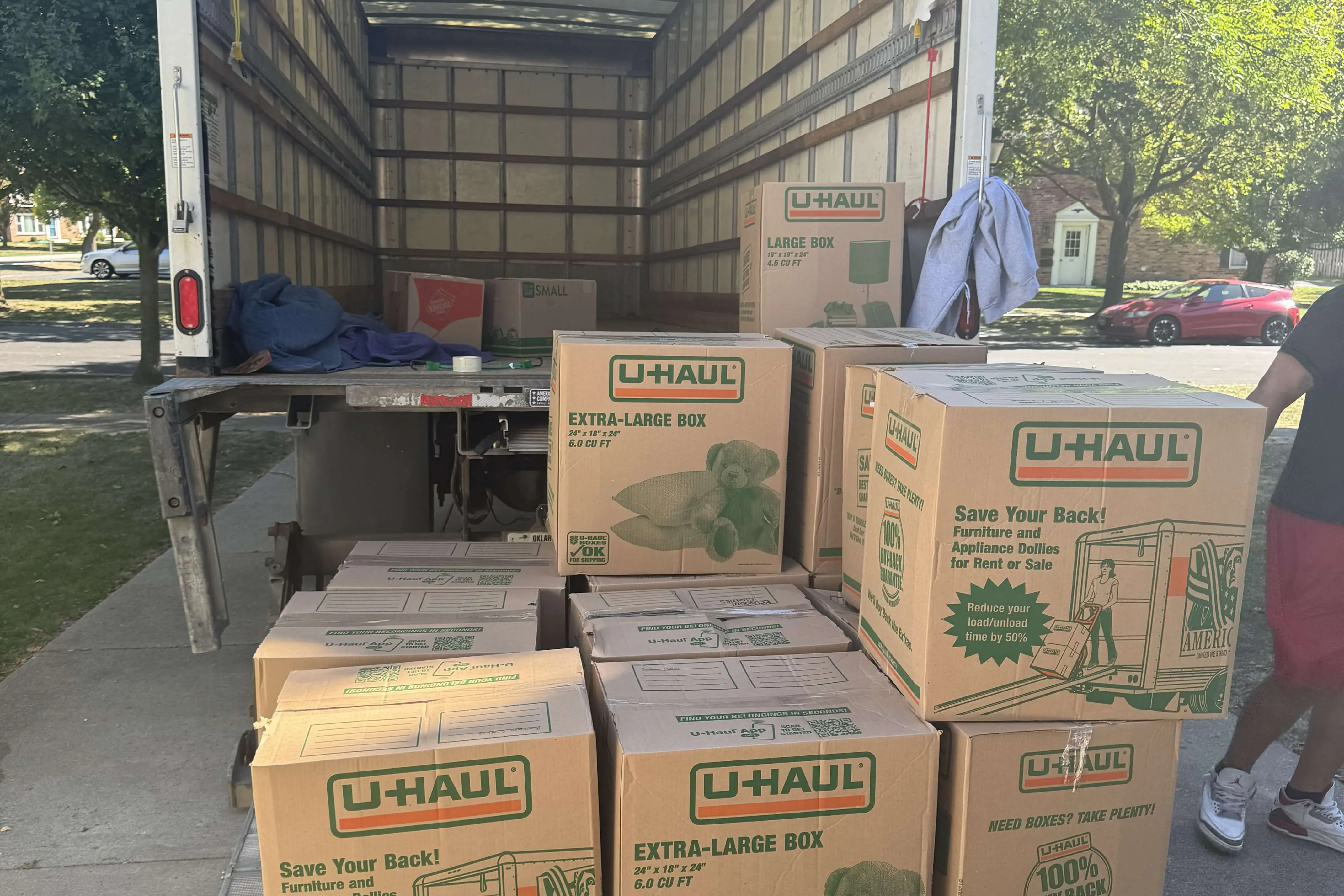 Furniture Movers Buffalo NY – Safe and Professional Heavy Lifting