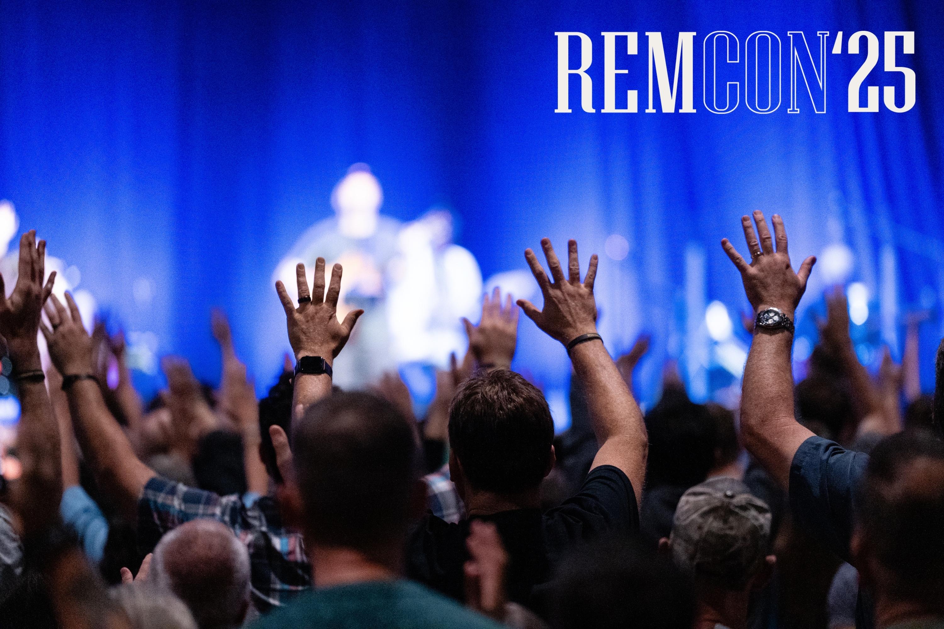 RemCon attendees worshiping