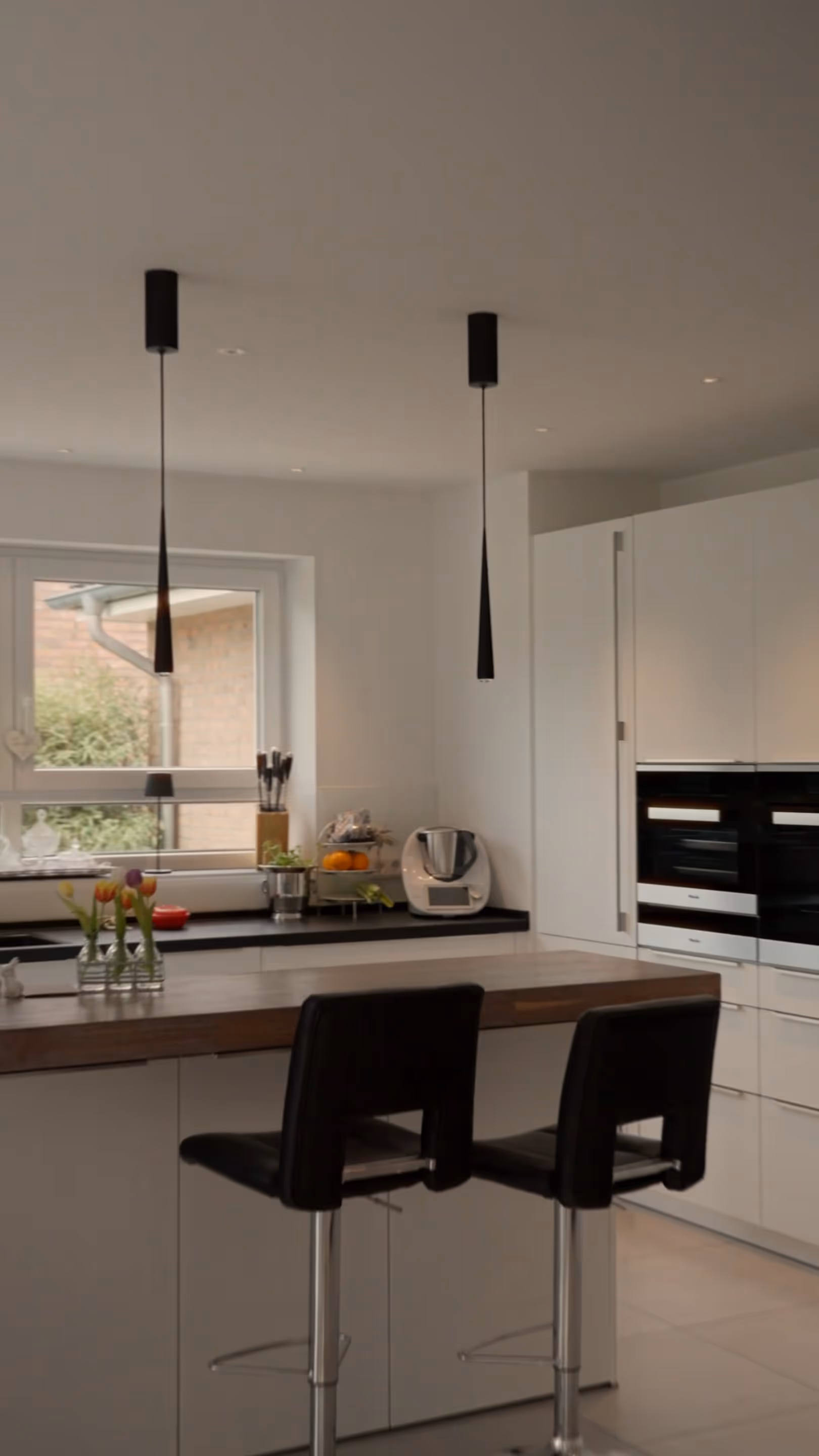Neubau 2020 in Hamburg-Ohlstedt: 7 Zimmer, 260 m², A-Effizienz mit Wärmepumpe und Fußbodenheizung