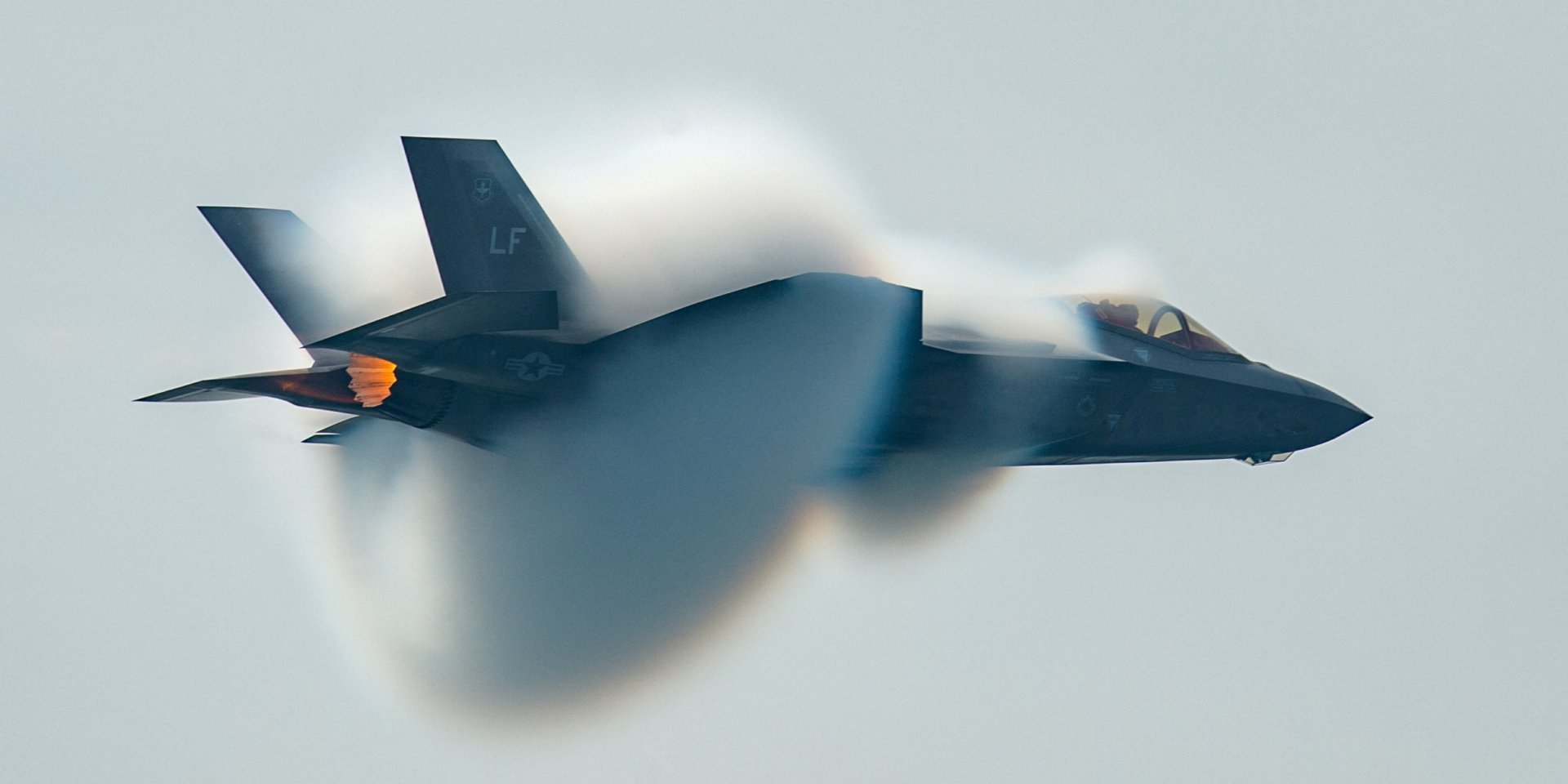 Norwegian F-35A Jets in Poland: Securing Rzeszów Hub for Military Aid to Ukraine's Defense Efforts