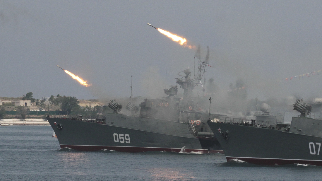 St. Petersburg Naval Parade Cancellation: Impact on Tradition, Security, and Public Life Explained