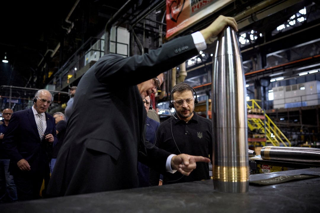 U.S. Secretary of Defense Pauses Arms Deliveries to Ukraine: Impact on Global Security and NATO