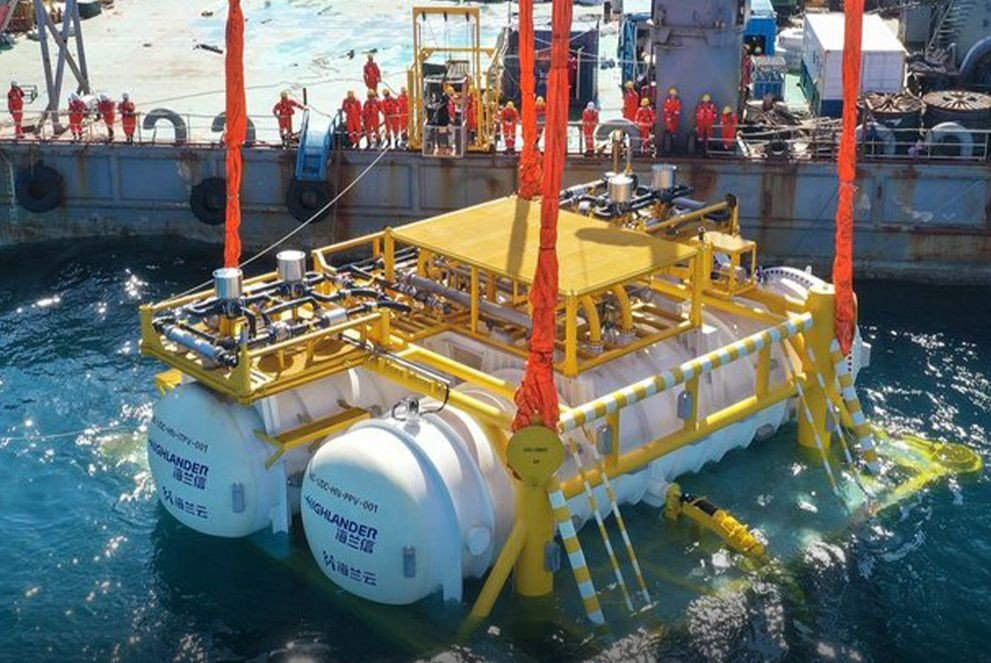 Shanghai Launches First Offshore Wind-Powered Underwater Data Center with Ocean-Cooled AI Efficiency