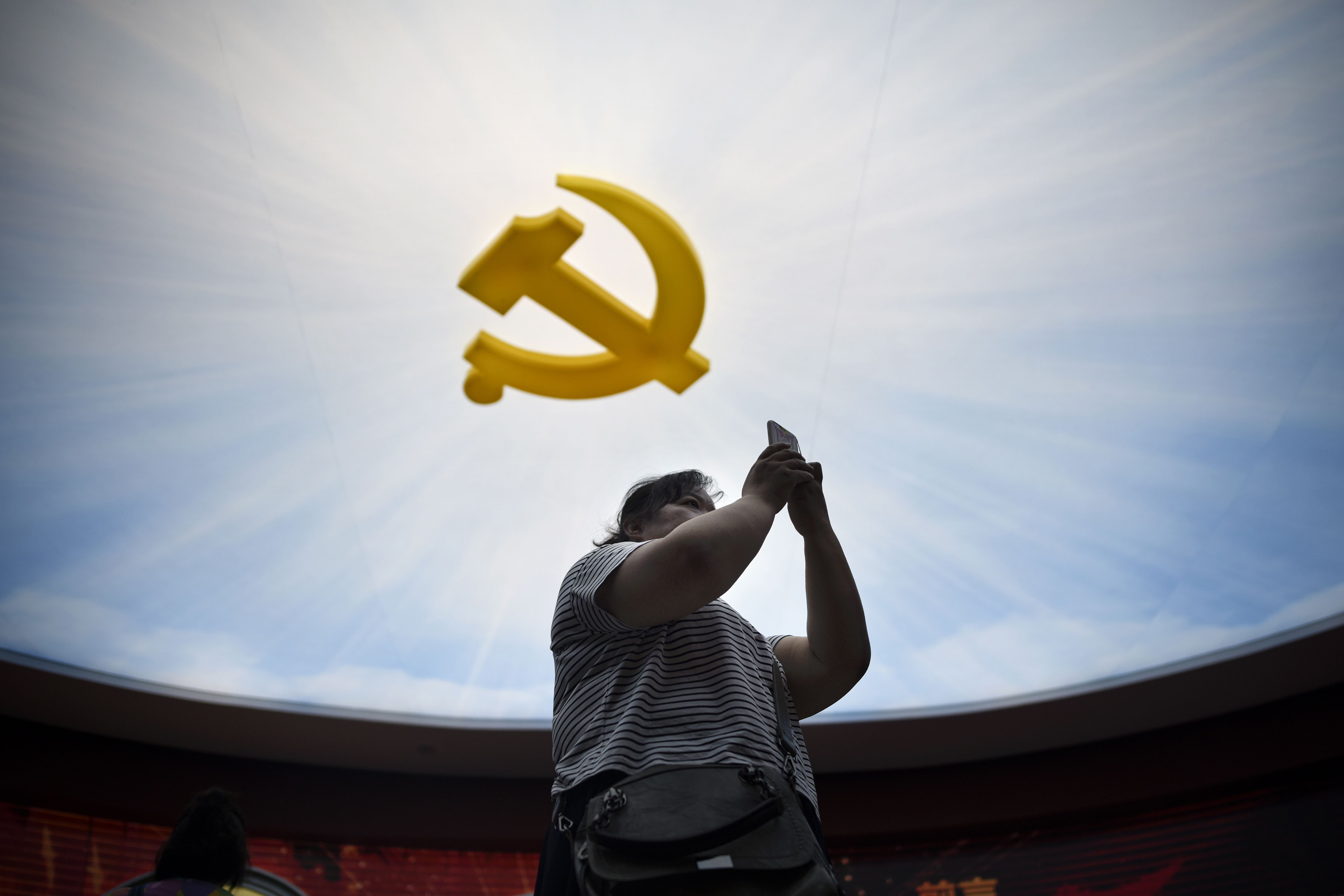 China’s Digital Regulation Shift: Online Complaints Ban Redefines Web Expression and Dialogue