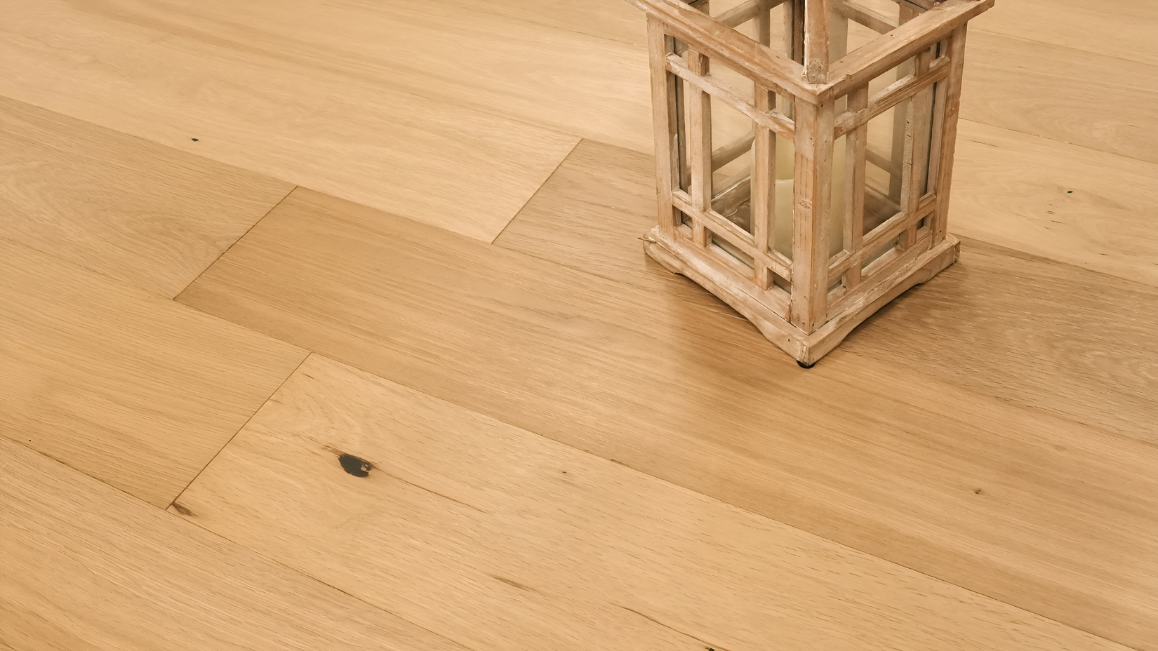 Grandeur Paradise Laguna Beach flooring detail