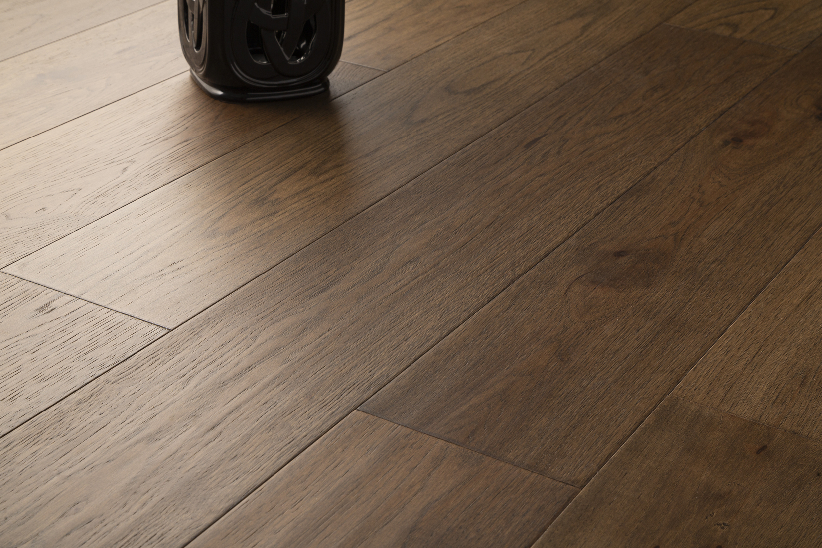 Grandeur Artisan Mane flooring detail