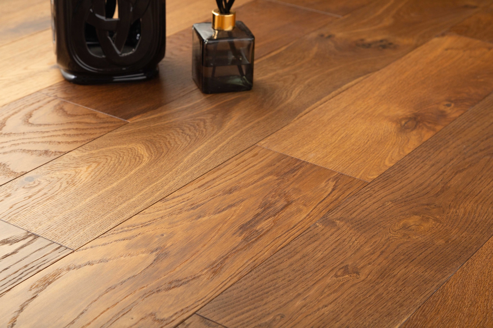 Grandeur Sunshine Cocoa Beach flooring detail