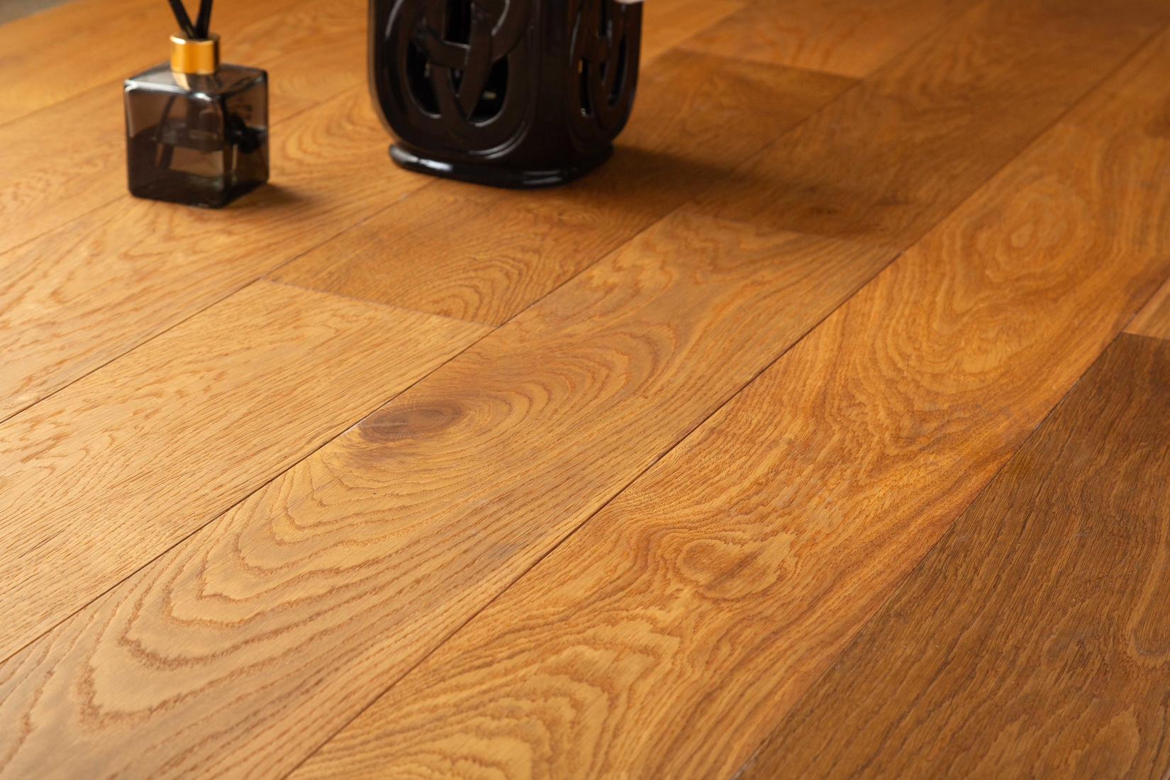 Grandeur Sunshine Destin flooring detail