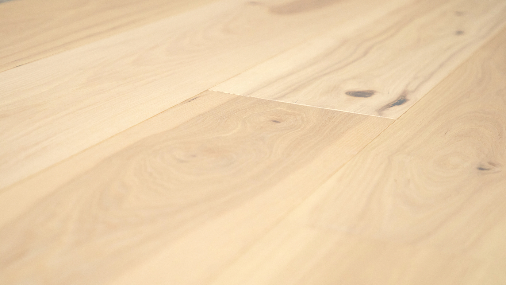 Grandeur Elevation Icefall flooring detail