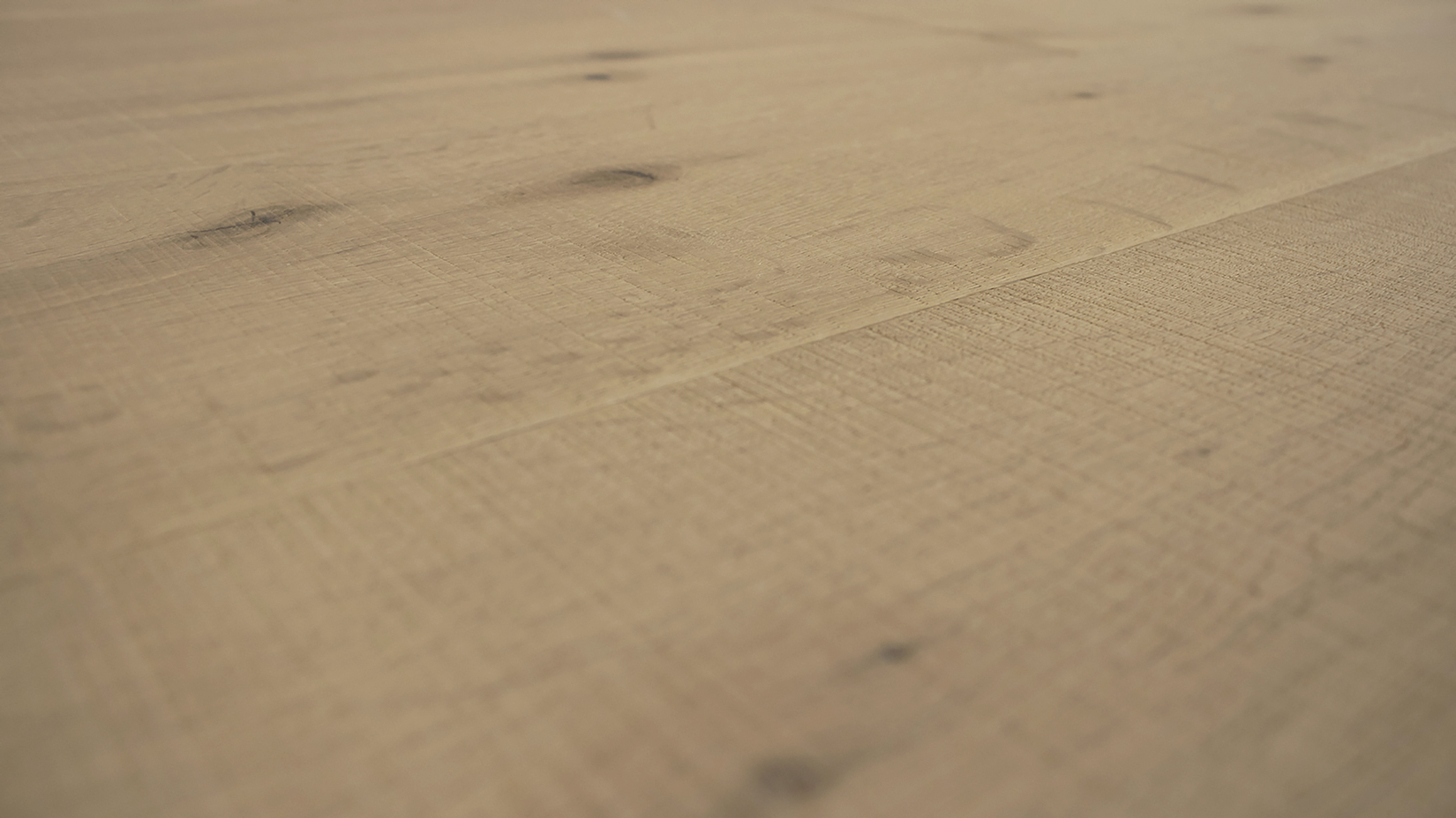 Grandeur Enterprise Stratus flooring detail