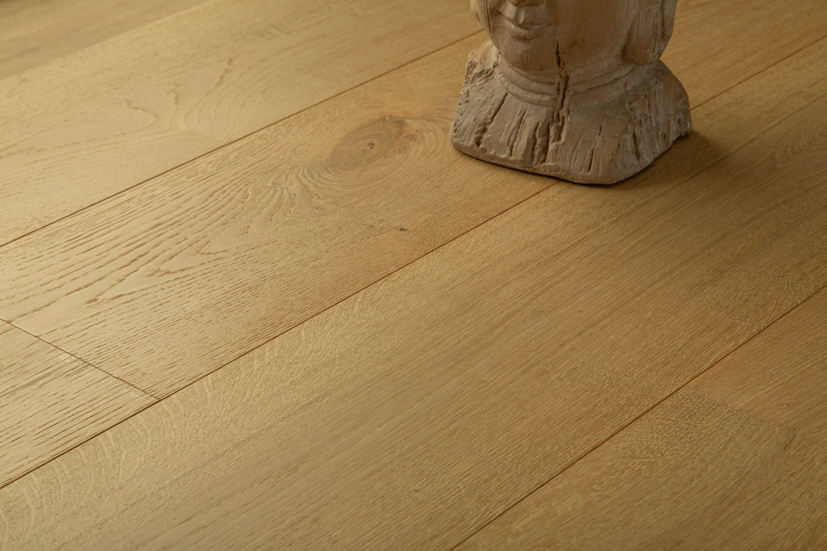 Grandeur Elite Banff flooring detail