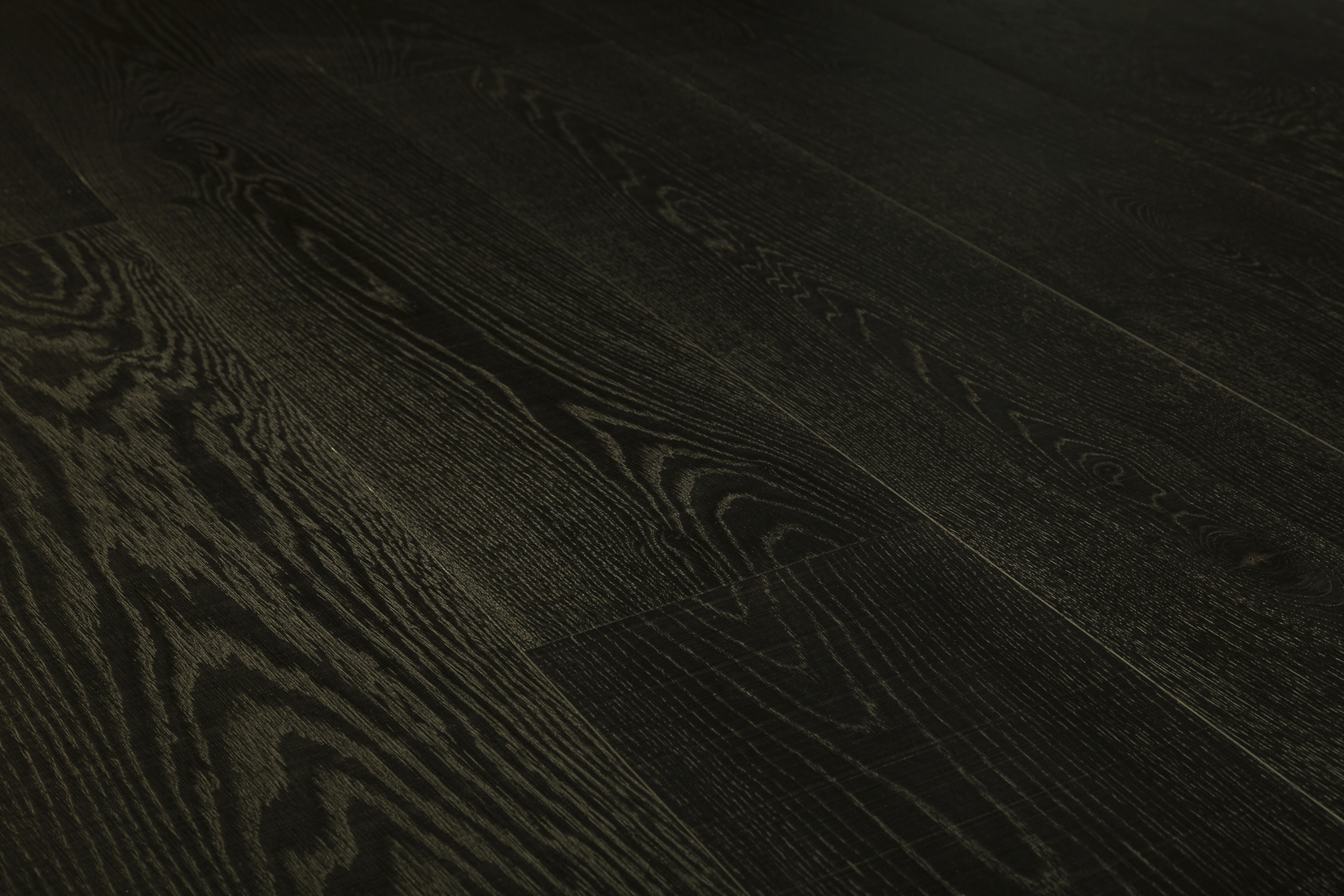 Grandeur Elite Mont Tremblant flooring detail