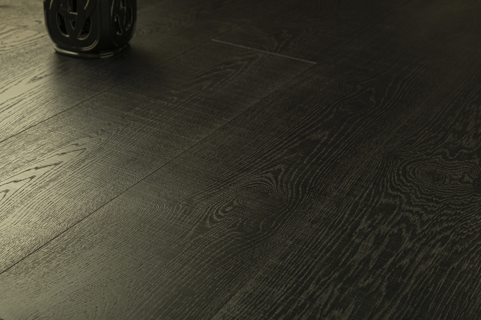 Grandeur Elite Mont Tremblant flooring detail