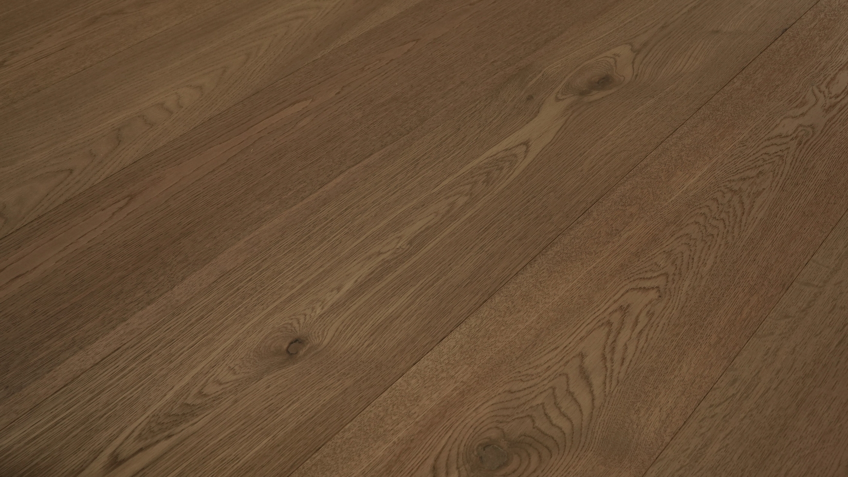 Grandeur Regal Silva flooring detail