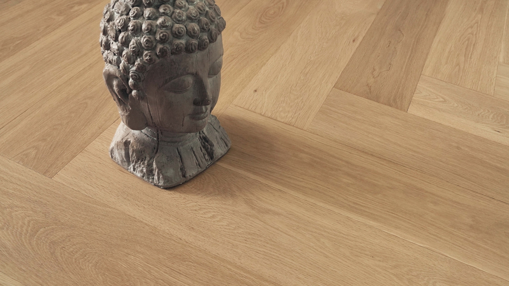 Grandeur Regal Plus Napa Valley HB flooring detail