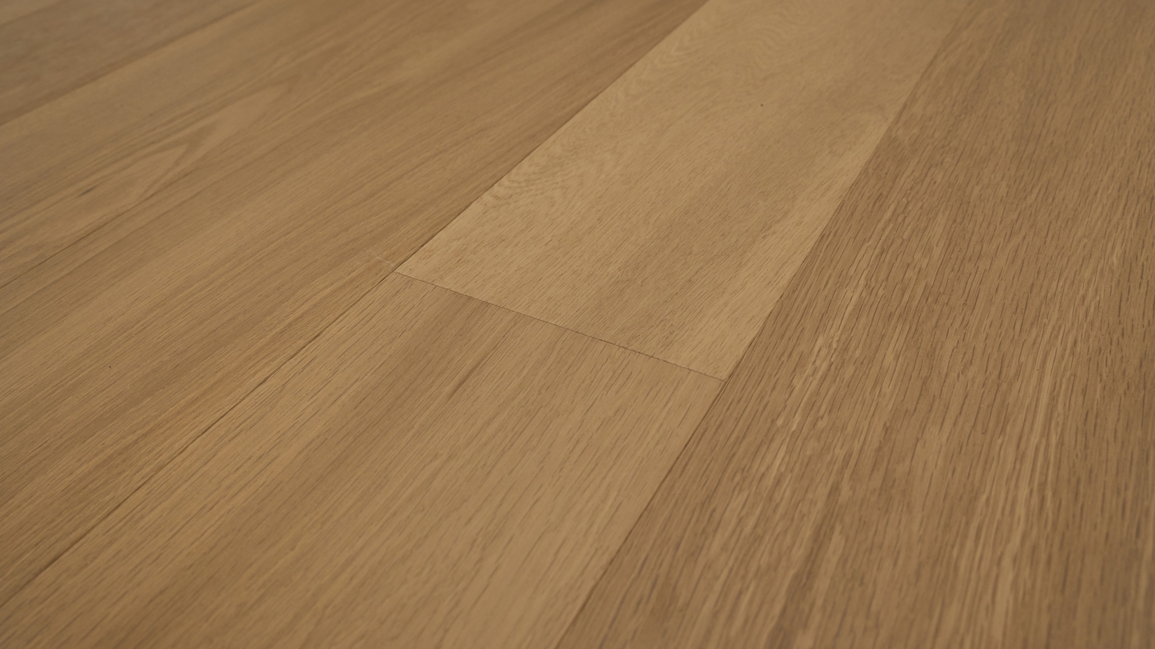 Grandeur MAJESTY London Fog (6") flooring detail