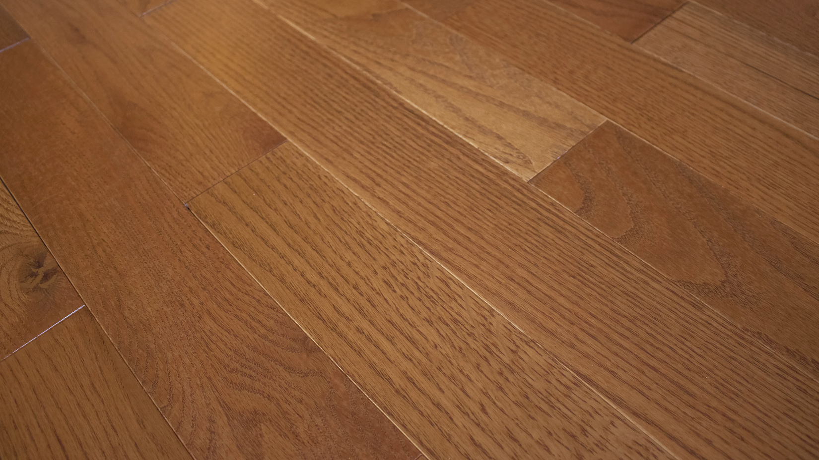 Grandeur Contemporary Gunstock flooring detail
