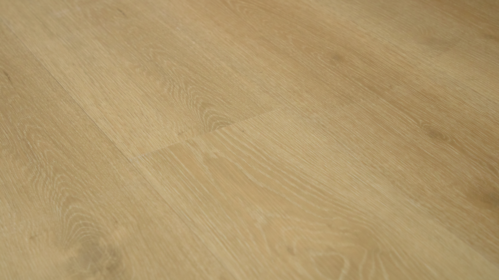 Grandeur Anchor 7 Windpoint flooring detail