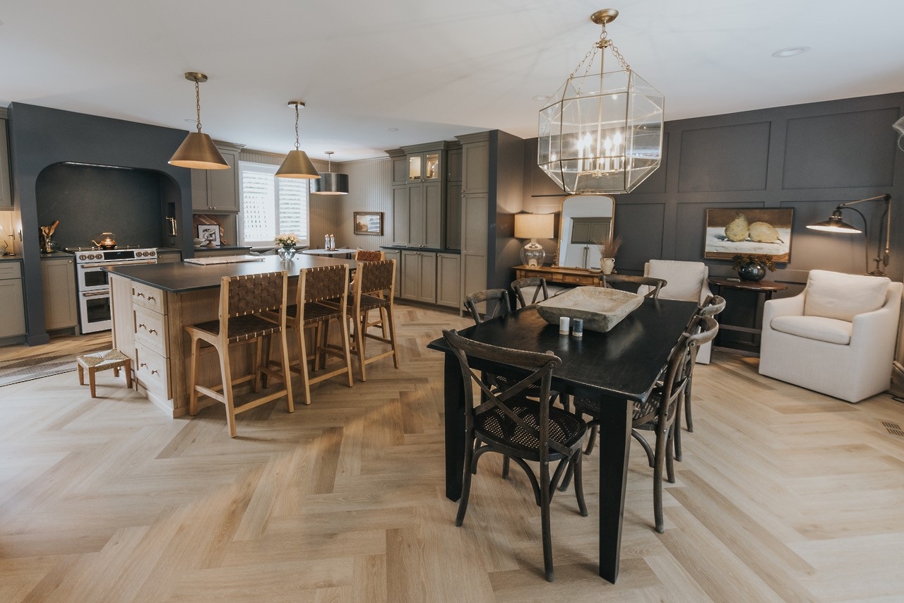 Grandeur Designer Windpoint flooring detail