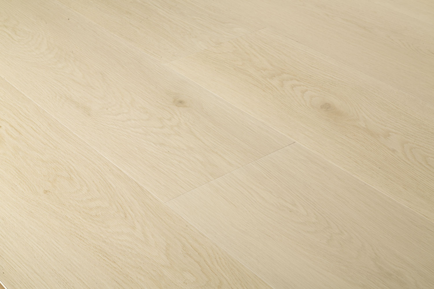Grandeur Bliss Morning Dew flooring detail
