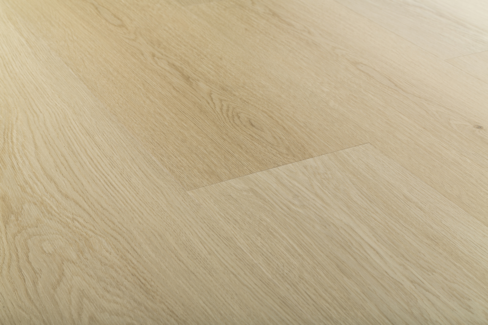 Grandeur Bliss Campfire flooring detail