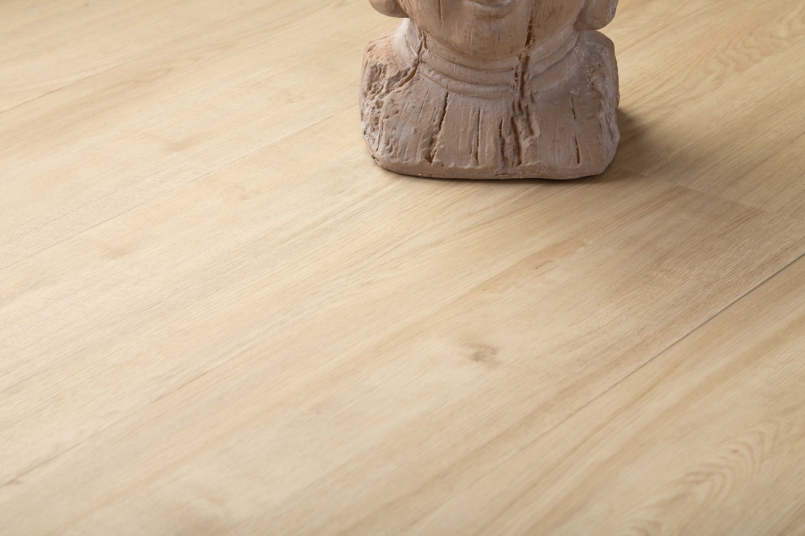 Grandeur Essential Sandbanks flooring detail