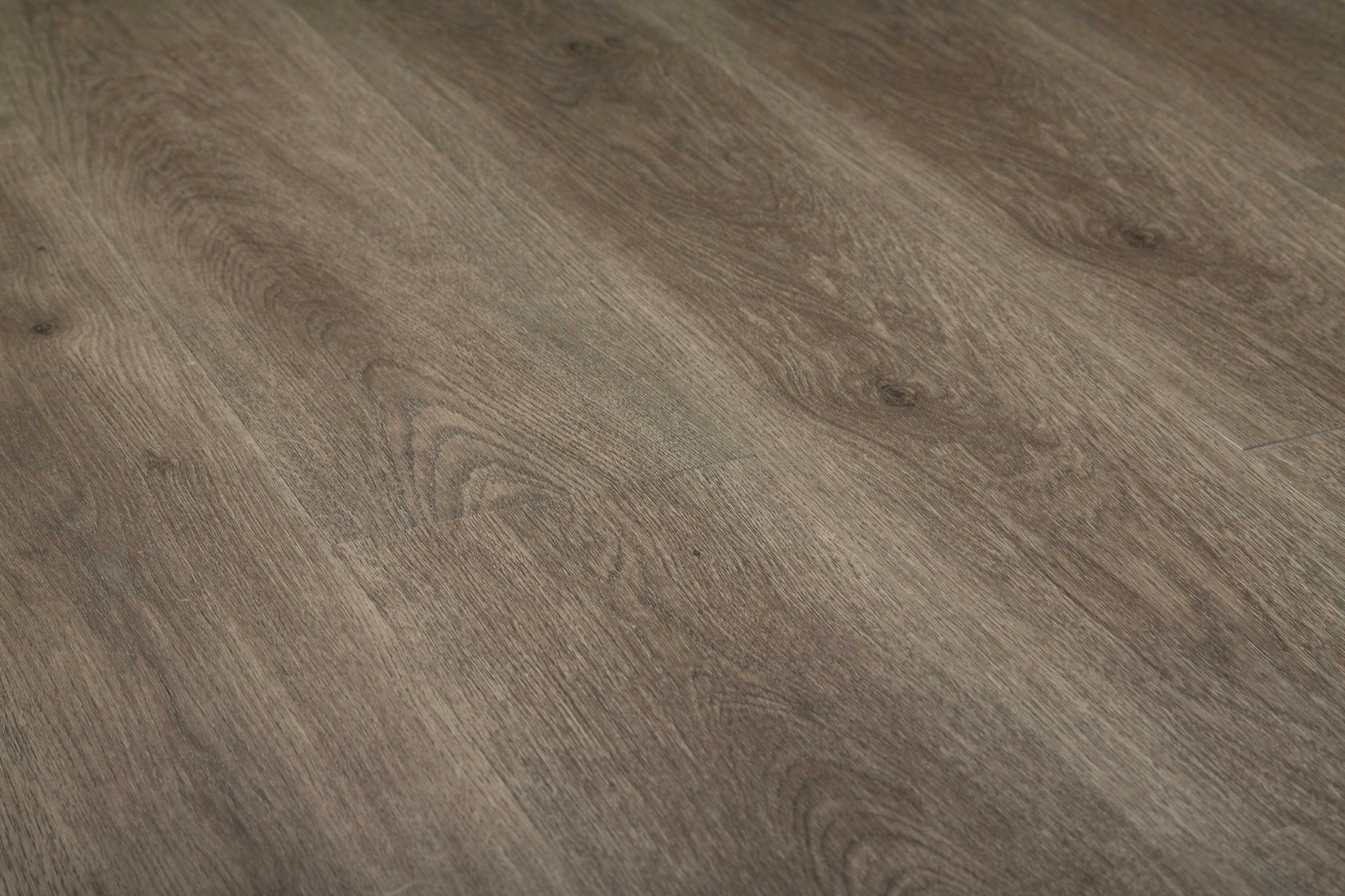 Grandeur Ultimate Lakeview flooring detail