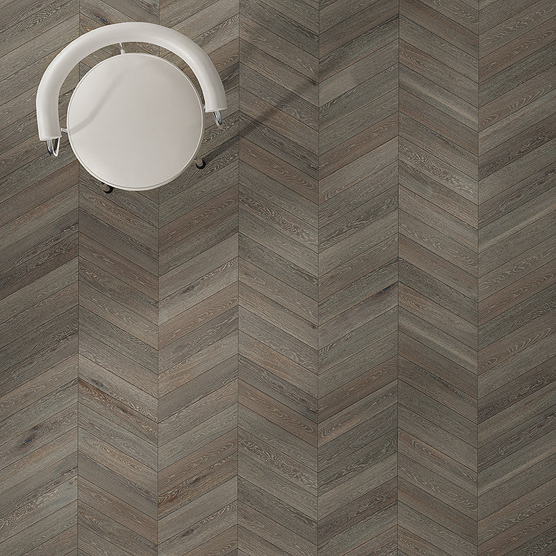 Divine Cosmopolitan - Charlie - European Oak - Chevron