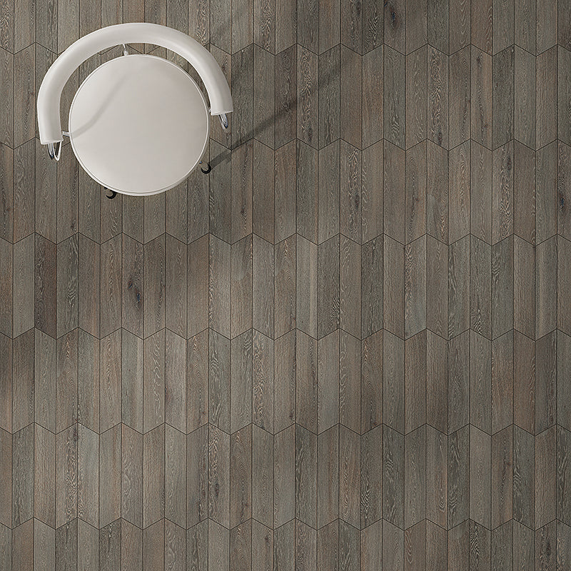 Divine Cosmopolitan - Charlie - European Oak - Chevron