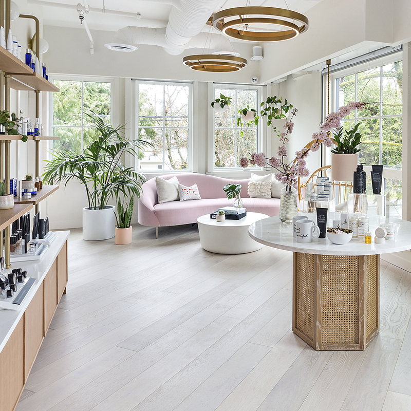 Divine Cosmopolitan - Zamboni - European Oak