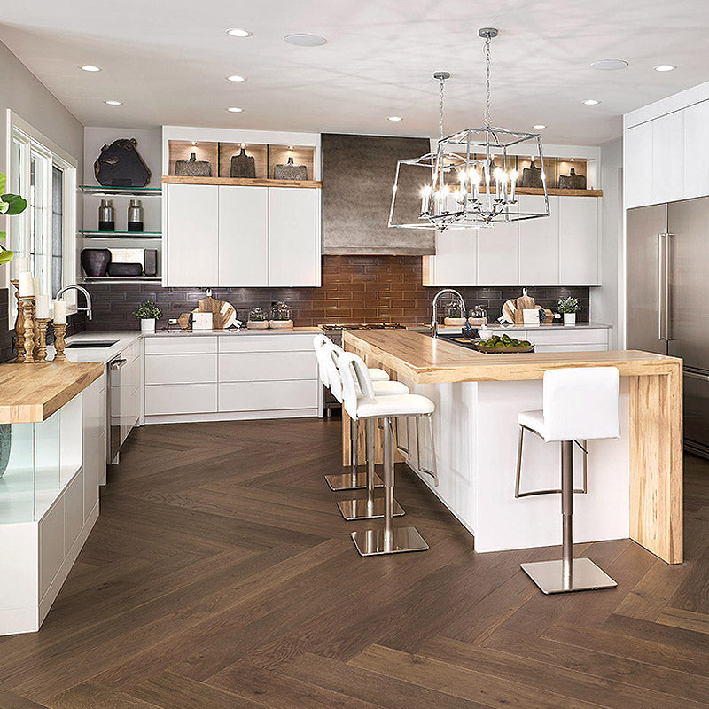 Divine Cosmopolitan - Provence - European Oak