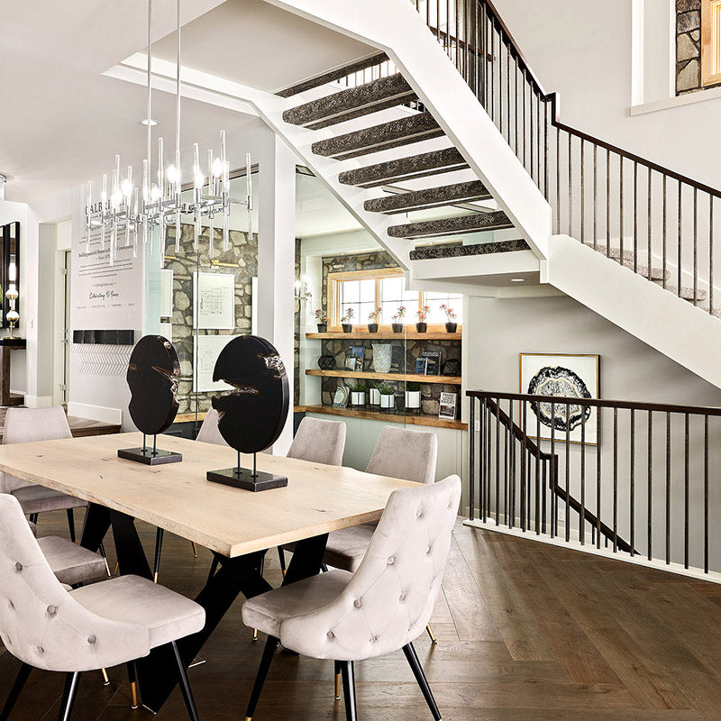 Divine Cosmopolitan - Provence - European Oak
