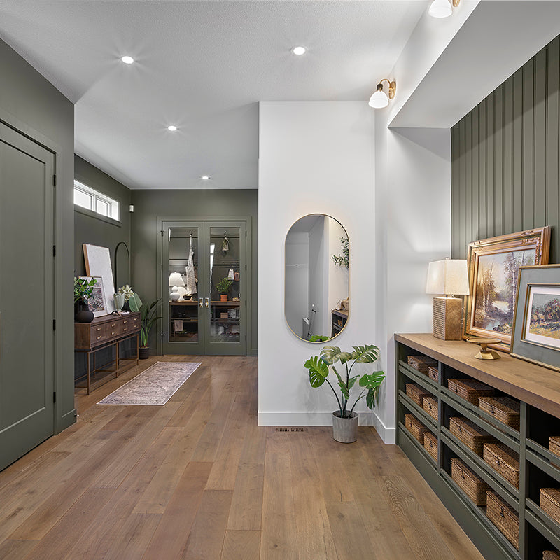 Divine Cosmopolitan - Provence - European Oak