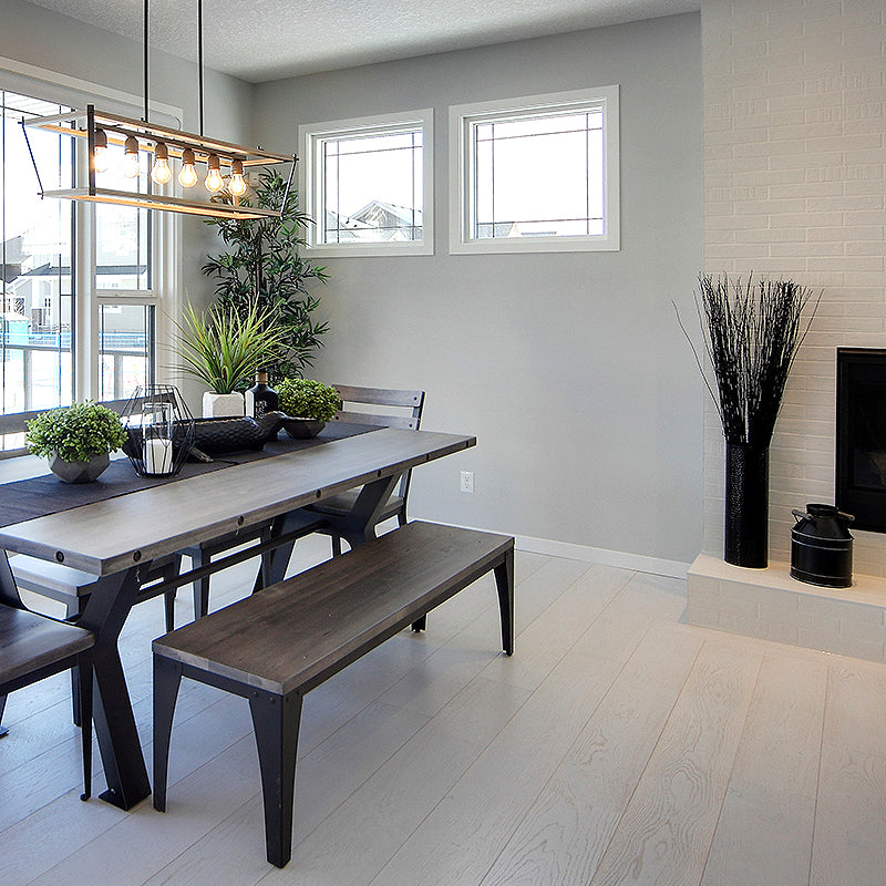 Divine Cosmopolitan - Icicle - European Oak