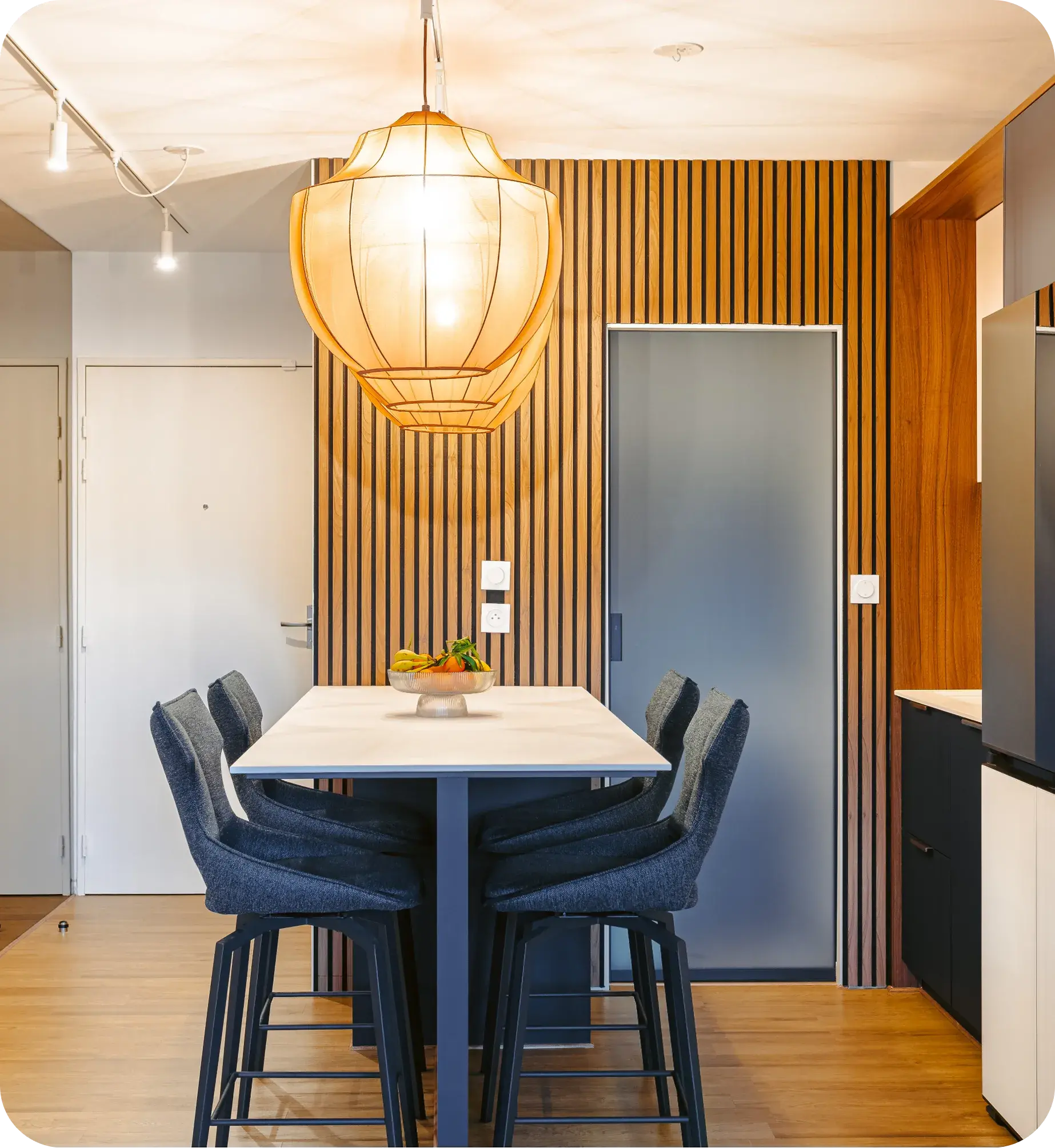 La cuisine bleu indigo de Céline