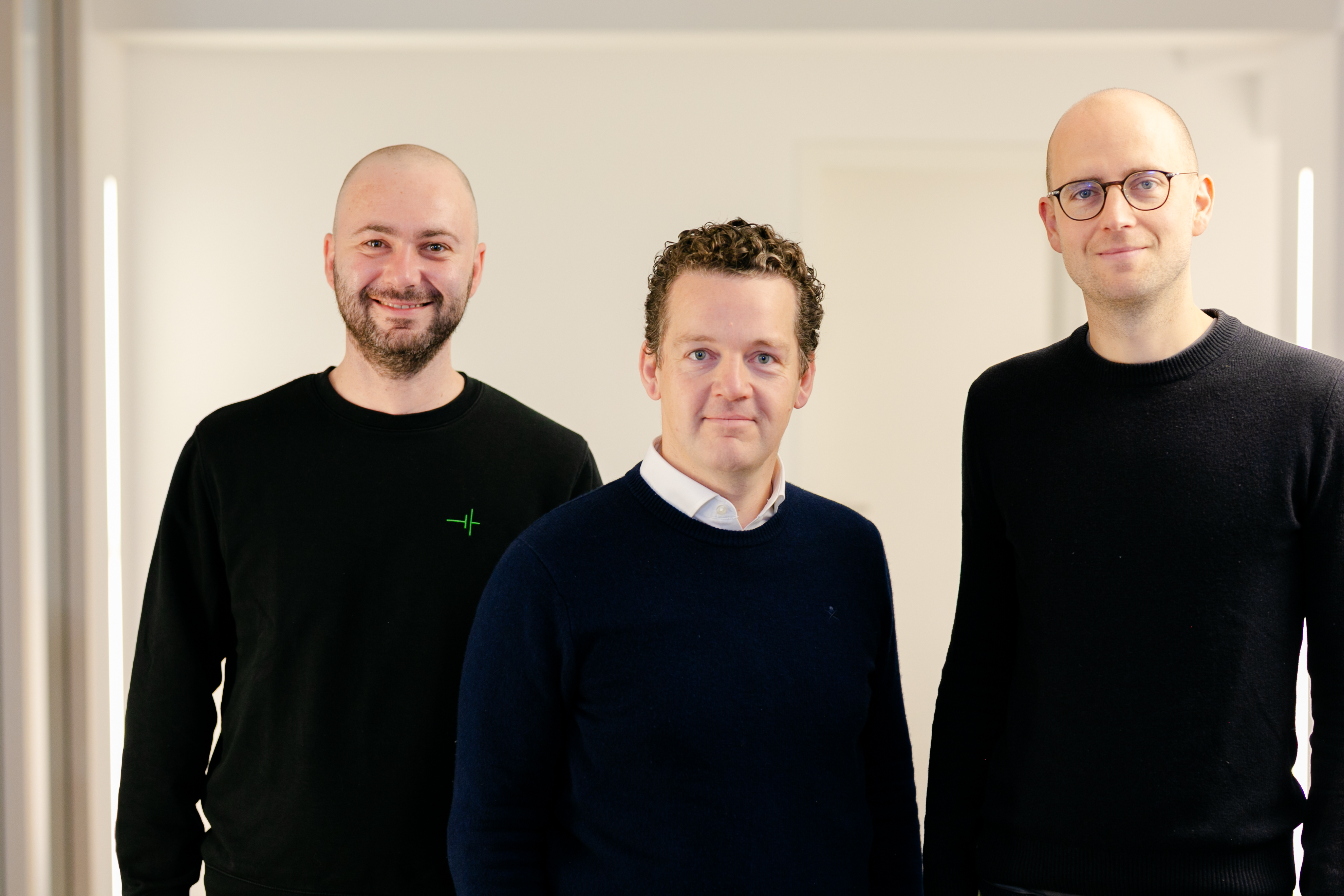 ESG-Lösung für Gewerbedächer: hellgrün beschleunigt mit 1 Mio. Euro Finanzierung von Saxovent den Ausbau der Pipeline für Solarstrom auf Gewerbedächern