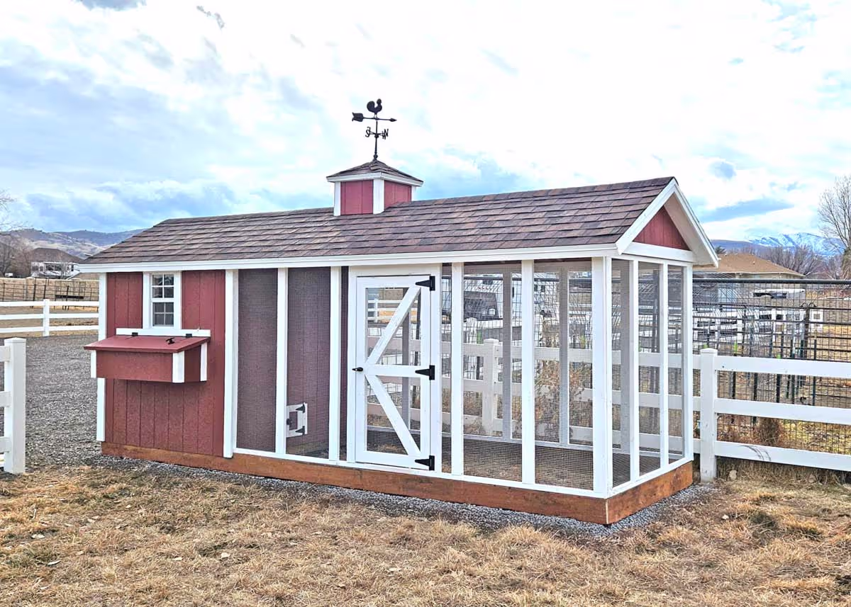 6x18 Coop De'Ville Red & White Front View