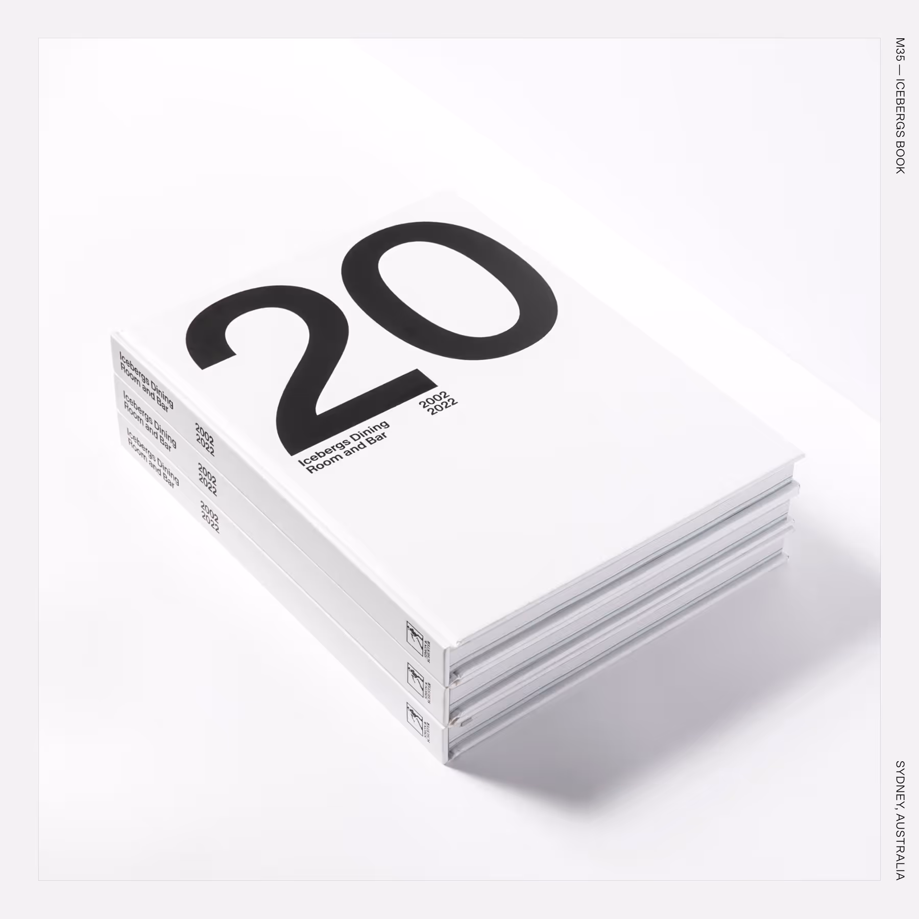 M35 — Icebergs Book