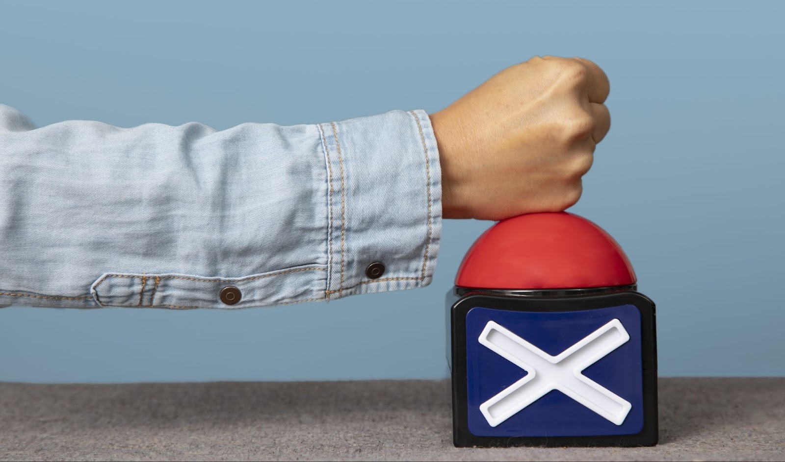 Errores comunes al interpretar la etiqueta Monroney que debes evitar al comprar un auto nuevo en México