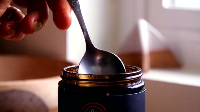 A spoon in a jar