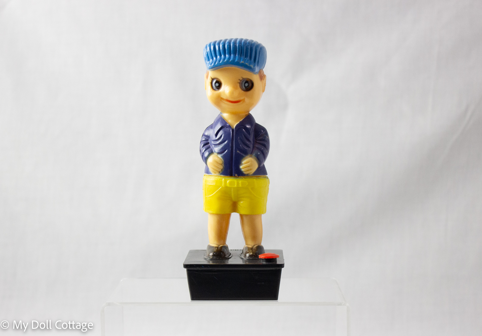 Plastic Flashing Boy Novelty Toy