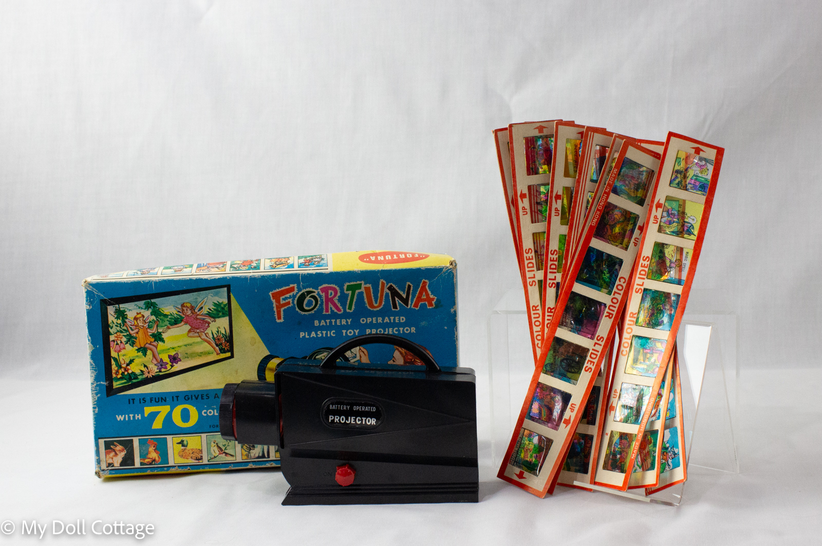 Fortuna Battery Operated Plastic Toy Projector (with Box and Slides)