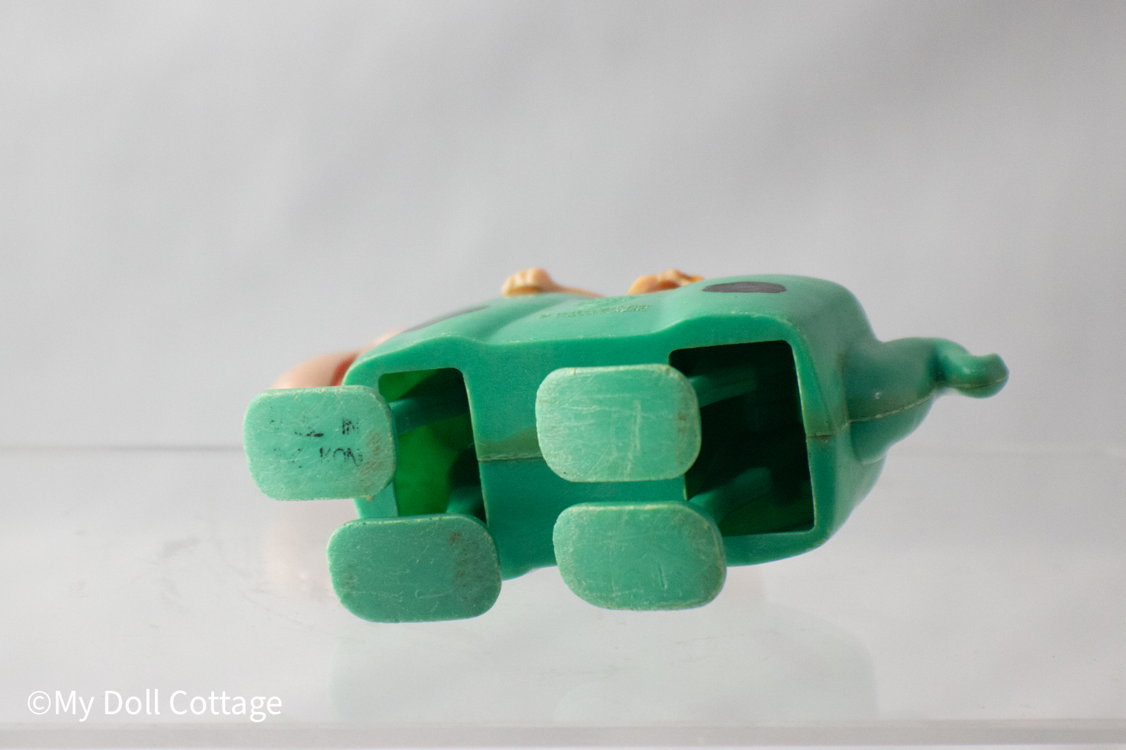 - Underside view showing the ramp walker leg mechanism.