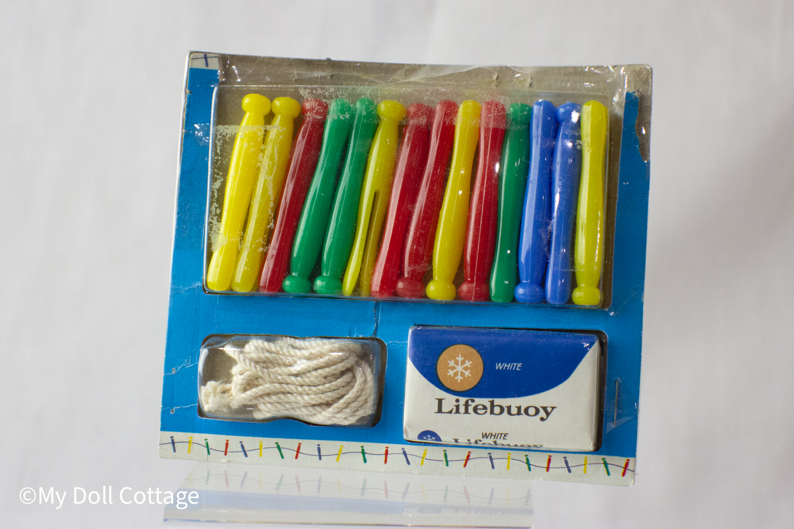 c.1970 Clothes Peg & Rope Set with Lifebuoy Soap 