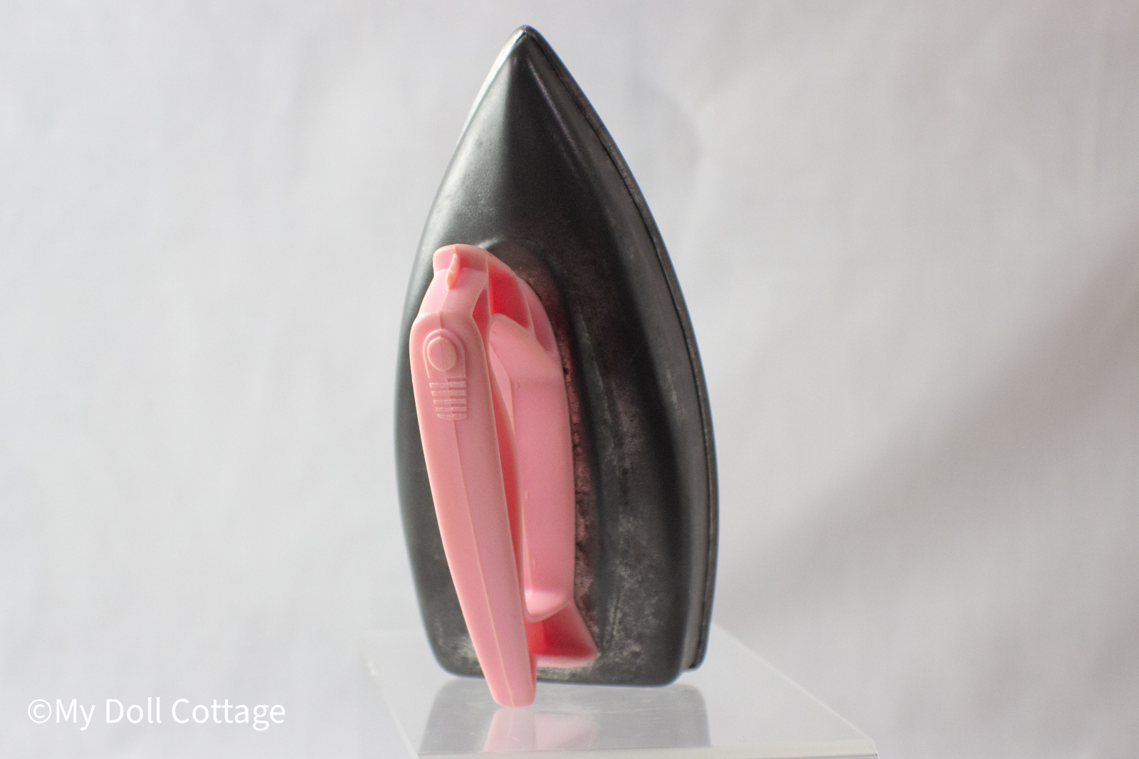 1950 Wolverine Toy Iron – Pressed Metal with Pink Plastic Handle