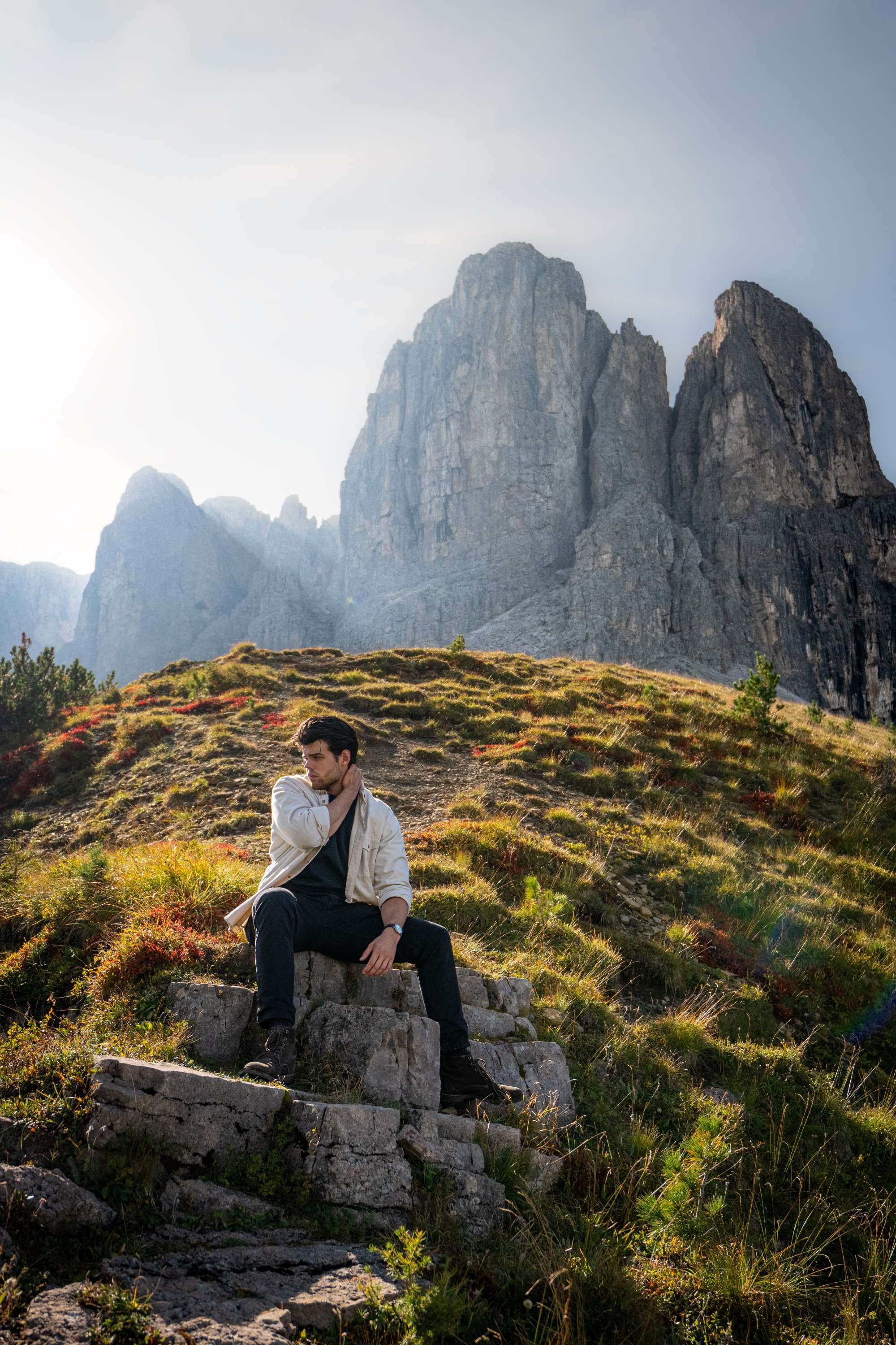 Vento Alpino model sitting in the dolomites.